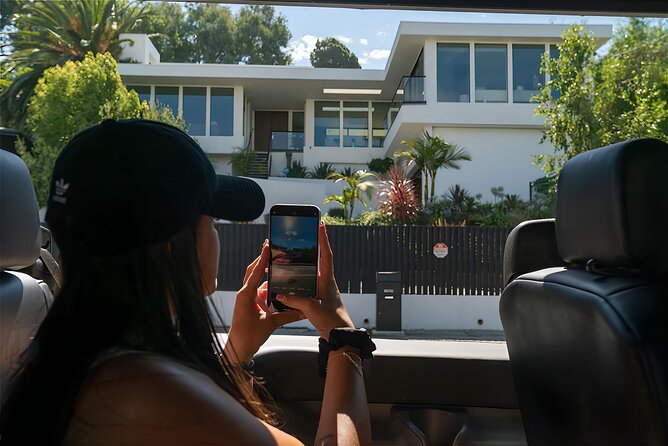 Hollywood, Beverly Hills & Celebrity Homes Tour by Open Air Bus - Beverly Hills Sign: the 10-minute photo stop that’s worth planning for