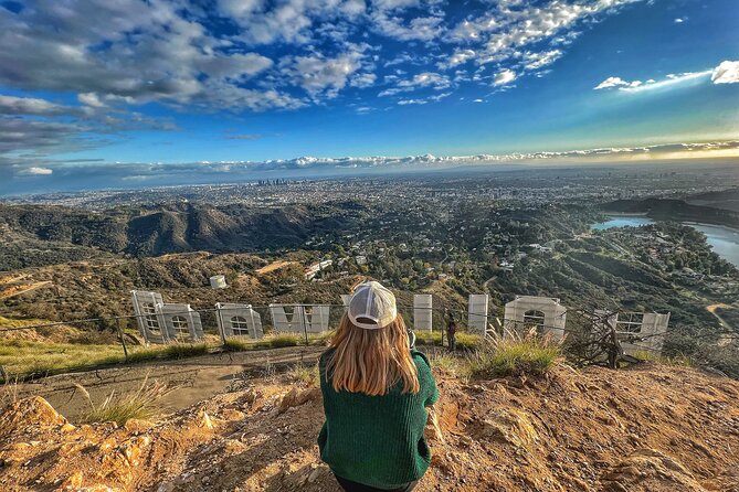 Hollywood Sign 2.5-Hour Tour with Comedians and Their Dogs - Stop 1: the Hollywood Sign from the very top