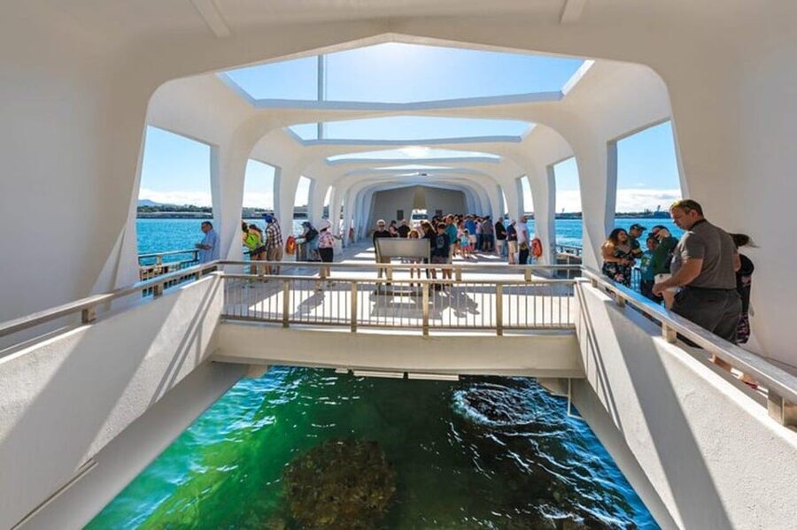 Honolulu: Pearl Harbor USS Arizona Memorial Tour - Best fit: who should book this Pearl Harbor USS Arizona tour