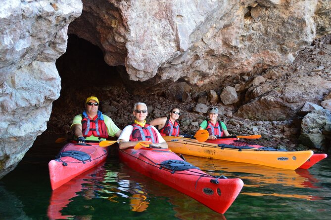 Hoover Dam & Hot Springs Kayak Tour with Lunch & Expert Guide - Wildlife Watching in Black Canyon: What to Look For
