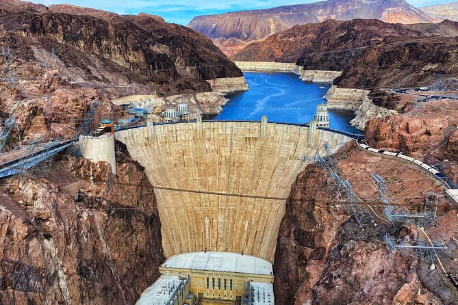 Hoover Dam Walk-On-Top Tour w/ Seven Magic Mountains & Vegas Sign - Guides make the difference, and it shows
