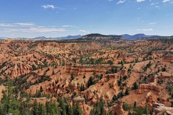 Horseback Riding Experience through Red Canyon with a Guide - Your Guide, Cowboy or Cowgirl, and the Butch Cassidy Stories