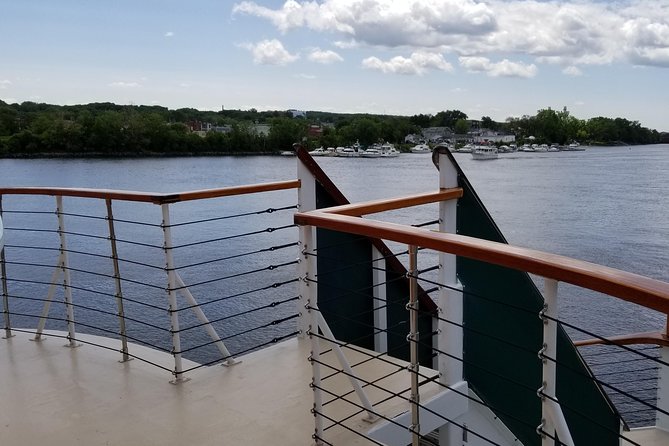 Hudson River Sightseeing Cruise from Albany - Cash Bar and Snack Bar: The Real Cost of Treats
