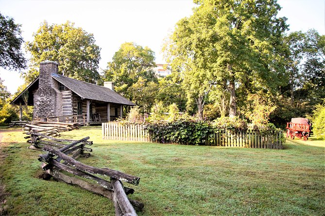 Journey to Jubilee Guided Tour at Belle Meade with Wine Tasting - Guides, pacing, and the value of asking questions