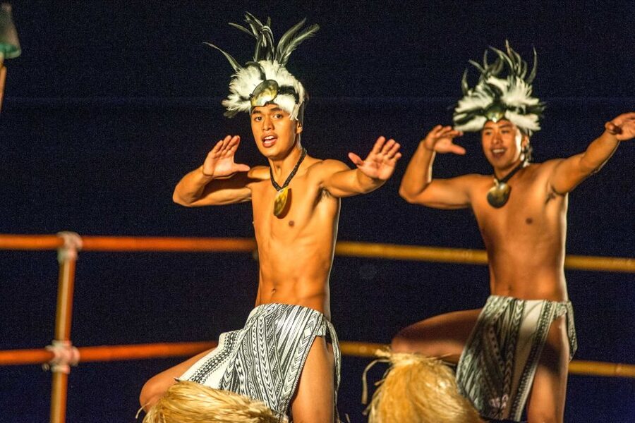 Kailua-Kona: Voyagers of the Pacific Luau with Buffet Dinner - What the 150-Minute Schedule Feels Like in Real Time