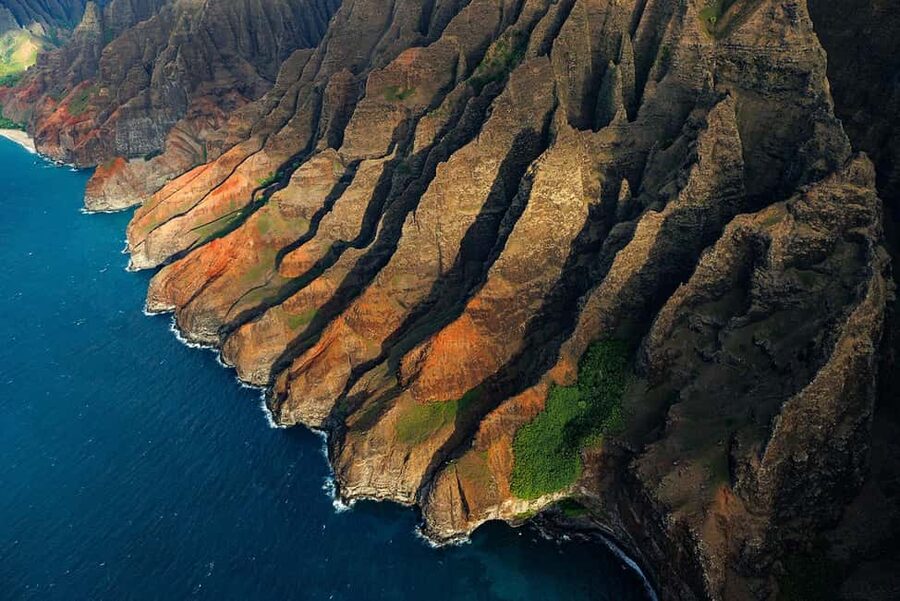 Kauai: Hughes 500 4-Passenger Doors-Off Helicopter Flight - Jurassic Falls Stop: Seeing Manawaiopuna From the Air