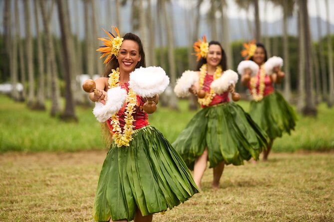 Kauai: Luau Ka Hikina Admission with Dinner and Lei Greeting - Check-in at 5:00pm, seating at 5:30pm, and what you do before the show