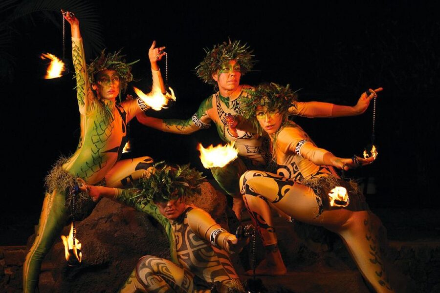 Kauai: Luau Kalamaku with Buffet Dinner & Show - The main show: 45 minutes of Tahiti-to-Kauai storytelling