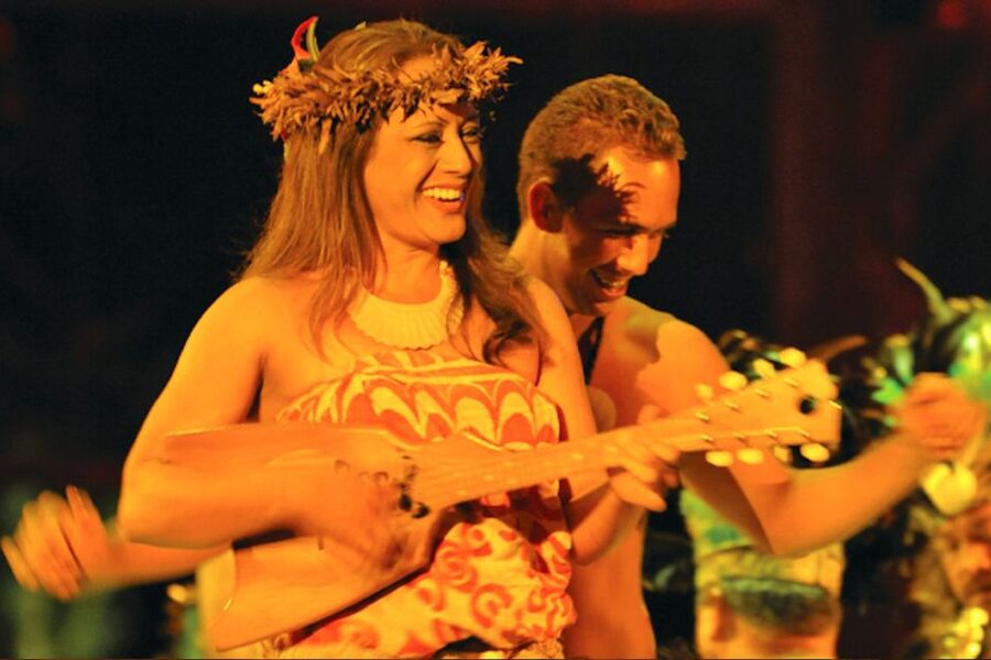 Kauai: Luau Kalamaku with Buffet Dinner & Show - Seating and timing tips for the best view