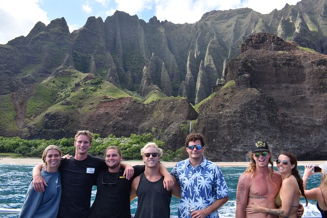 Kauai: Na Pali Coast Super Raft Snorkel Adventure - Niihau views and why the Forbidden Island matters