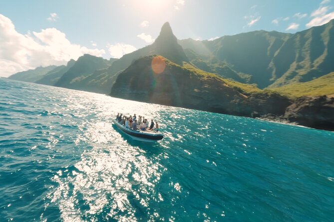 Kauai: Nā Pali Coast Zodiac Raft Expedition and Snorkeling - Snorkeling gear and the real rules for non-cave swims