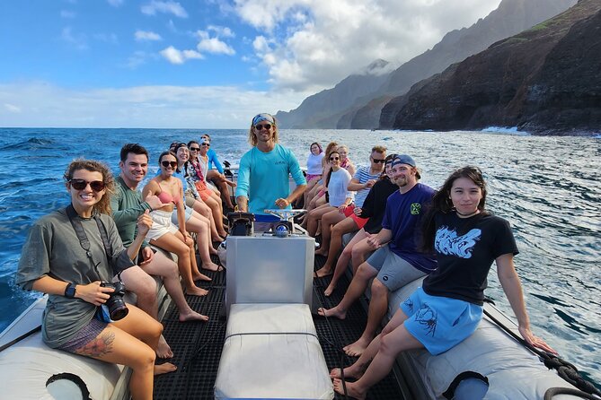 Kauai: Nā Pali Coast Zodiac Raft Expedition and Snorkeling - Wildlife odds: dolphins, sea turtles, and humpback whales in season