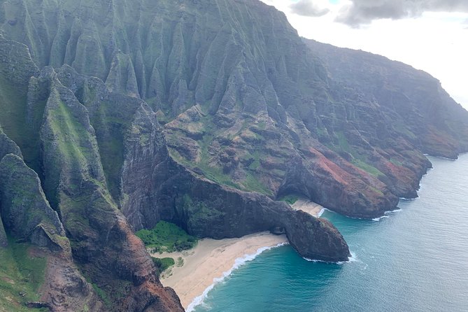 Kauai Private Doors-Off Helicopter: Ultimate Waterfalls & Canyons - Hanalei Bay and the Valley Views That Make Waterfalls Make Sense