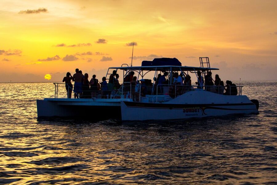 Key West: Dolphin Watching and Snorkeling Sunset Cruise - Boarding Sunset One: the first part is all about comfort and getting oriented