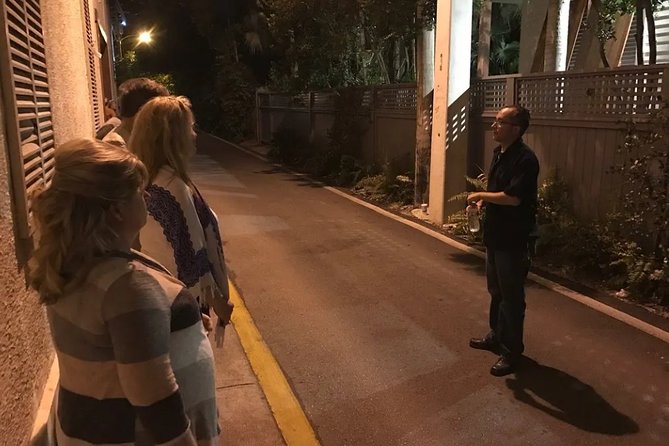 Key West Ghost and Mysteries Guided Tour - Getting started: Caroline Street to Duval Street, plus a clear ending plan