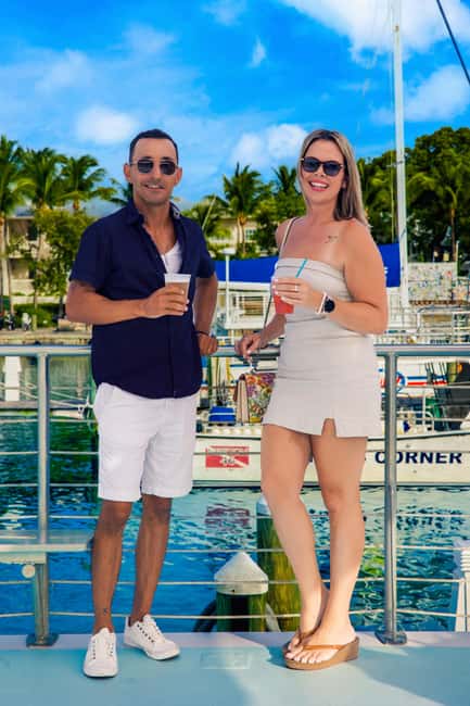 Key West Signature Sunset Cruise with Open Bar, Food & Music - A 2-Hour Key West Sunset Plan That Feels Like No Rush