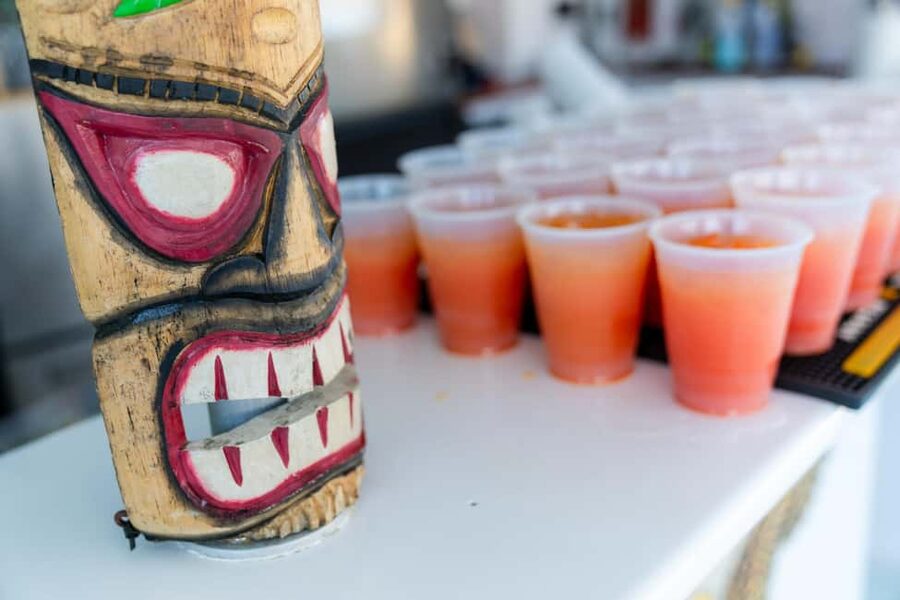 Key West Signature Sunset Cruise with Open Bar, Food & Music - Live Music on Deck: DJ Energy and Interactive Performers
