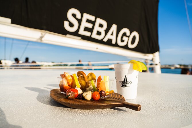 Key West Sunset Sail with Open Bar, Live Music and Hors D'oeuvres - Open Bar and Hors D’oeuvres: The Real Value Check