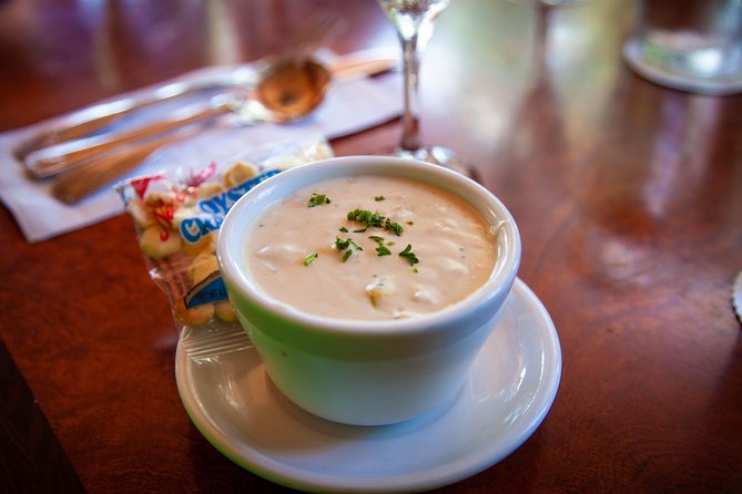 Kona Walking Food Tour - Where you start and why Kailua Pier sets the tone