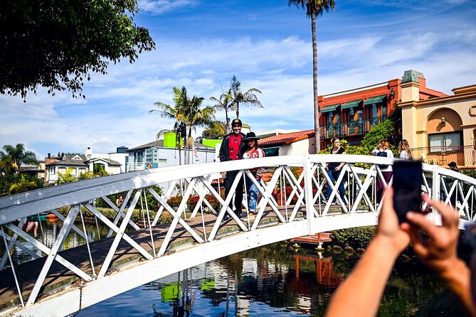 LA Venice Beach Hidden Gems Food Tour With 6 Food Tastings - The 6 tastings: açaí, empanada, fish taco, birria with consomé, waffle churros, and the secret dish