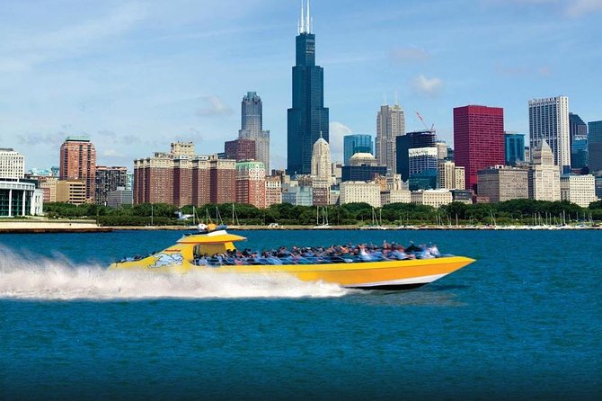 Lake Michigan 30-Minute Speedboat Ride - Your Route on Lake Michigan: Skyline Views from North to South