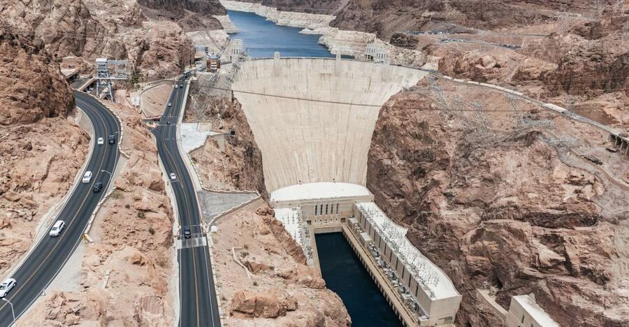 Las Vegas: 3-Hour VIP Hoover Dam Small-Group Mini Tour - Bridge walkway first, then the dam, from multiple angles