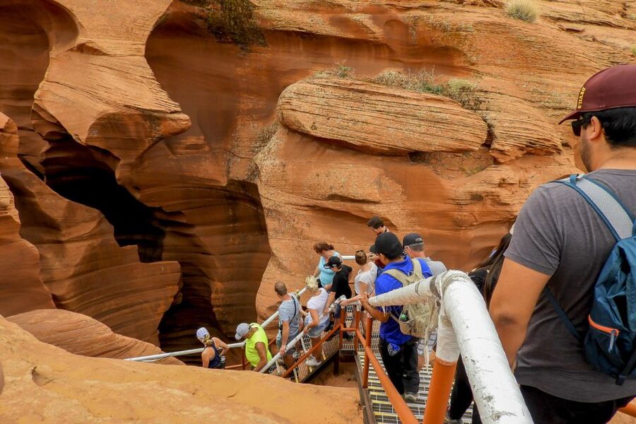 Las Vegas: Antelope Canyon & Horseshoe Bend Tour with Pickup - Who should book, and who should skip