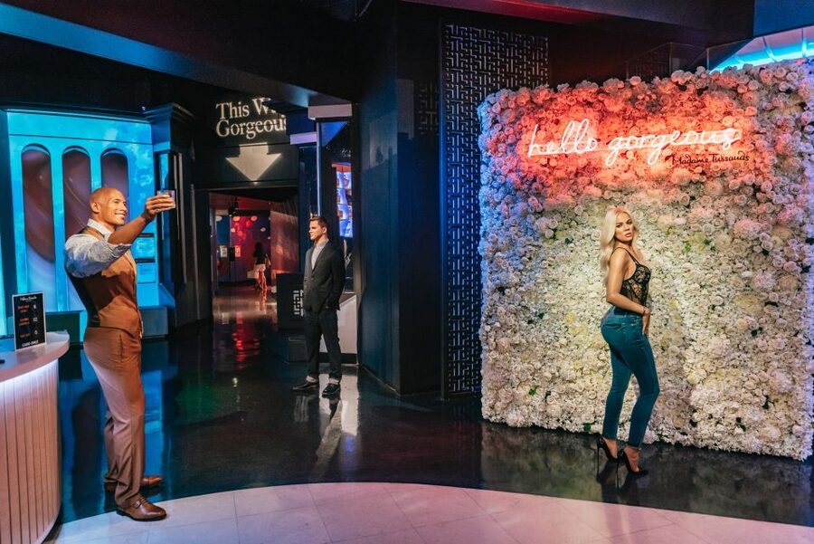 Las Vegas: Entry to Madame Tussauds with a Gondola Cruise - A simple plan for your day
