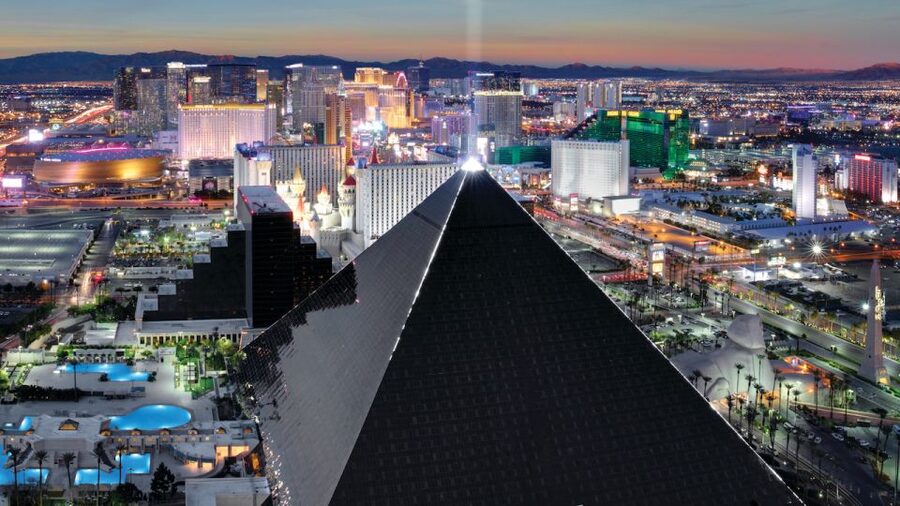 Las Vegas: Fantasy Burlesque Show at Luxor Hotel & Casino - Production built to win, with awards that span years