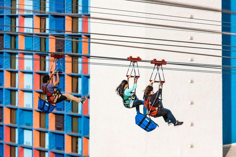 Las Vegas: FLY LINQ Zipline Ticket - Timing and crowds: how to avoid wasting your Vegas day
