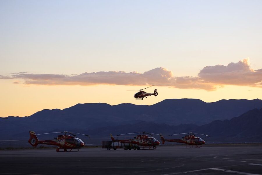 Las Vegas: Grand Canyon Helicopter Landing Tour - The Grand Canyon West landing: champagne, photos, and 30 minutes on the ground
