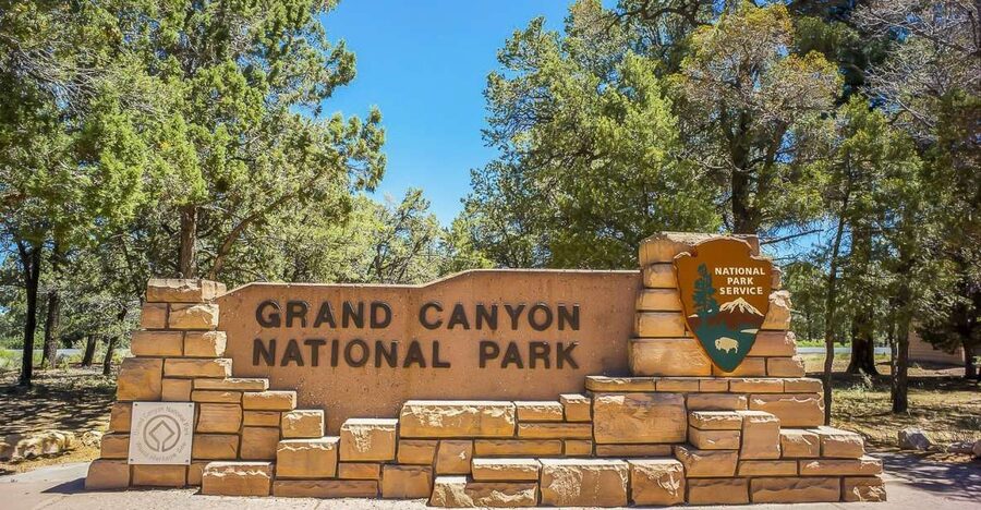 Las Vegas: Grand Canyon National Park South Rim Guided Tour - Kaibab National Forest and the Build-Up Toward the Rim