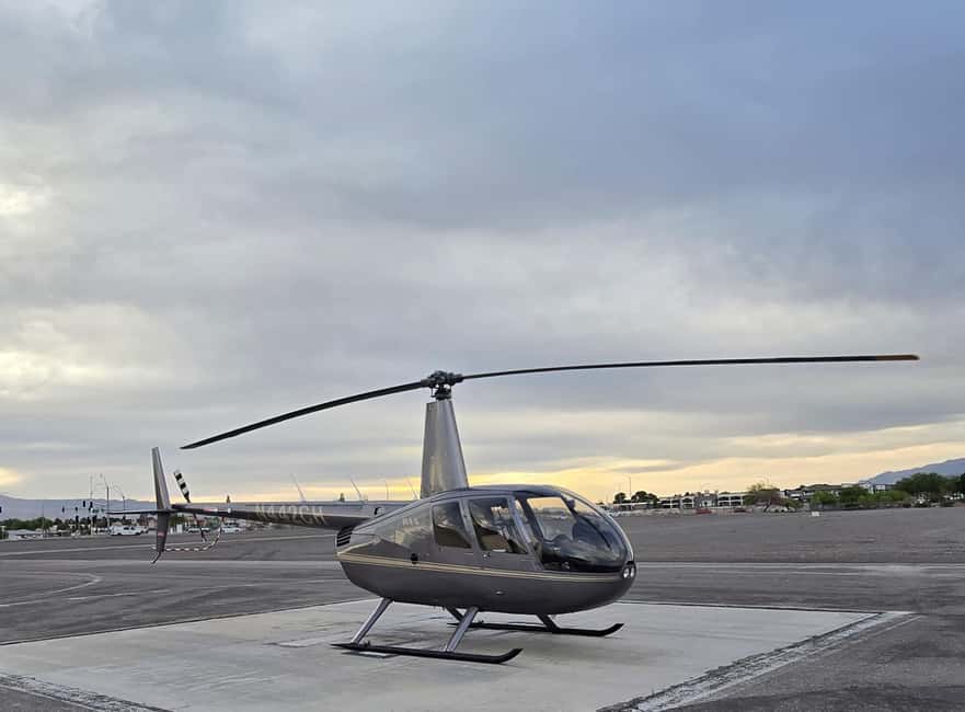 Las Vegas: Helicopter Tour of the Strip with Window Seats - The 5-minute safety briefing, then up you go