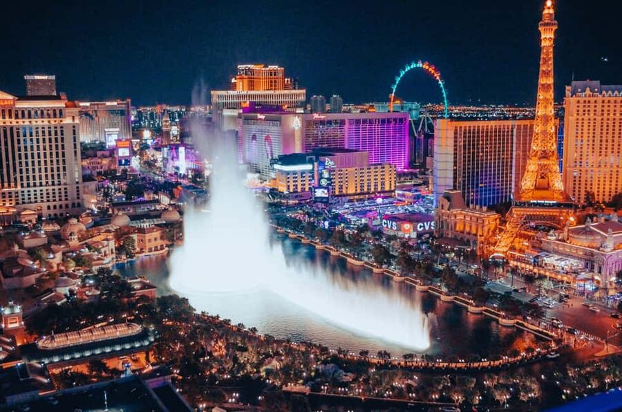 Las Vegas: Helicopter Tour of the Strip with Window Seats - Check-in and the gate 27A meetup (and why it matters)
