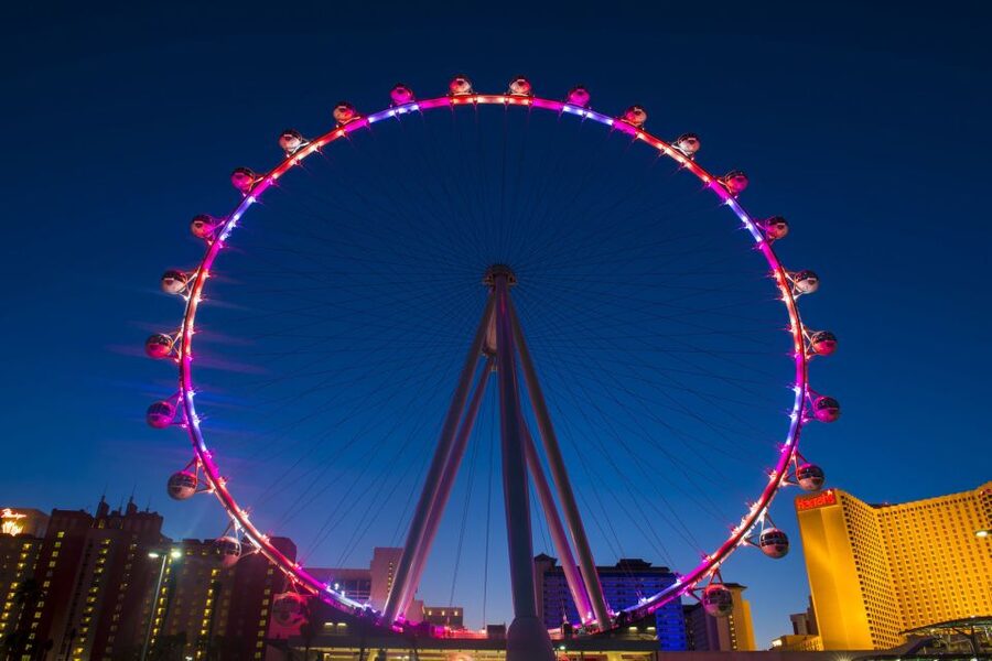 Las Vegas: High Roller Entry Ticket with In-Cabin Open Bar - Boarding and the quick rhythm of a 30-minute rotation