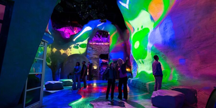 Las Vegas: Meow Wolf Omega Mart Ticket - AREA15 beyond Omega Mart, how to make it a full creative day