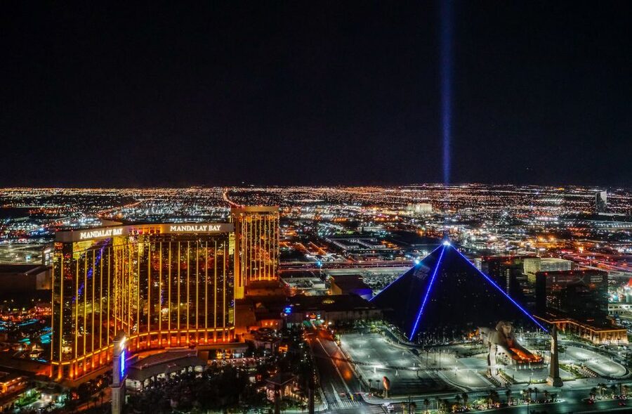 Las Vegas: Night Helicopter Flight over Las Vegas Strip - Price and Value: Why $124 Often Makes Sense in Vegas
