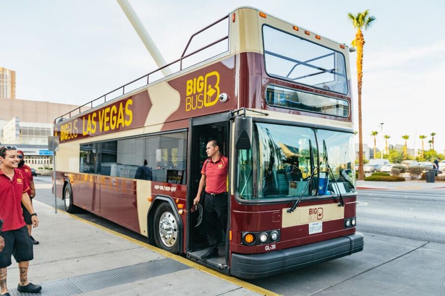 Las Vegas: Sightseeing Night Tour by Open-top Bus - The Tour Is Not Hop-On, Hop-Off, So Choose It for the Right Job