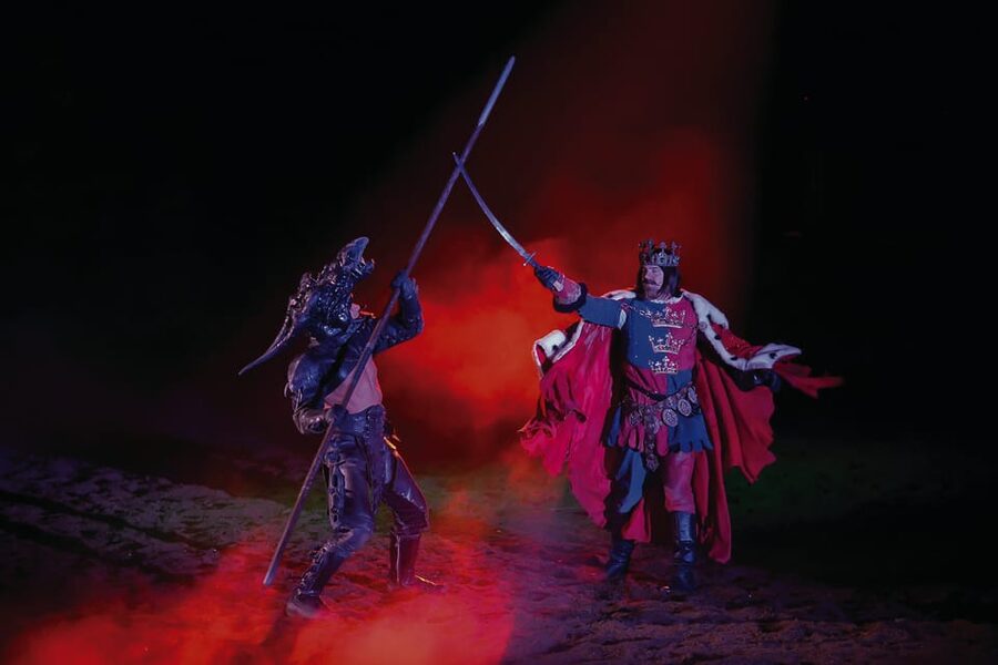 Las Vegas: Tournament of Kings Show at Excalibur - Tournament of Kings at Excalibur, what you’re walking into