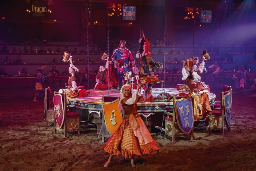 Las Vegas: Tournament of Kings Show at Excalibur - Seating close to the horses, what comfort looks like