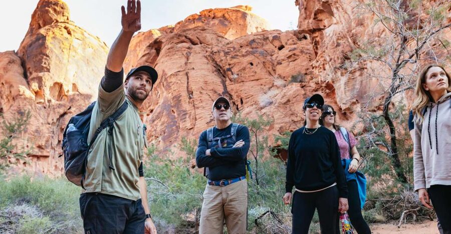 Las Vegas: Valley of Fire Guided Hike with Drinks and Snacks - The hike levels: how to choose easy, moderate, or difficult