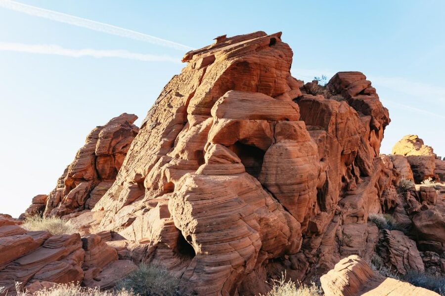 Las Vegas: Valley of Fire Guided Hike with Drinks and Snacks - Scrambling and viewpoints: navigating rocks without losing the day