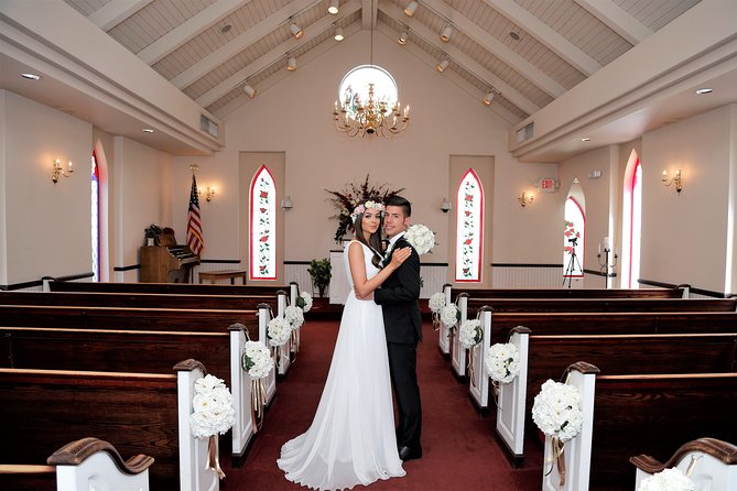 Las Vegas Wedding at A Special Memory Wedding Chapel - The one-stop “itinerary” that still works: ceremony, photos, then limo back