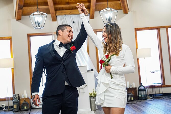 Las Vegas Wedding at The Little Vegas Chapel - Small rules that affect comfort, photos, and alcohol