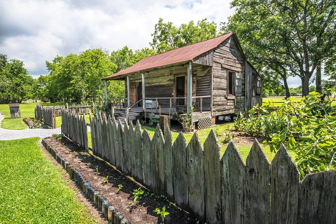 Laura Creole Plantation Guided Tour - Slave quarters and original 1840s cabins, without softening the truth