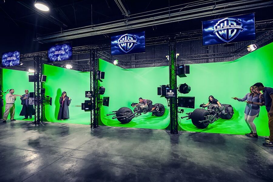 Los Angeles: All-Inclusive Pass Plus with Universal Studios - SoFi Stadium tour and practical stadium-time planning