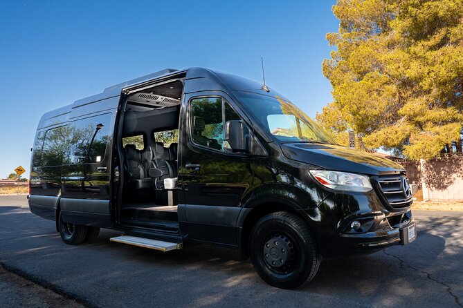 Los Angeles and Hollywood Small Group Day Tour from Las Vegas - 6:00 am pickup and the long road to LA