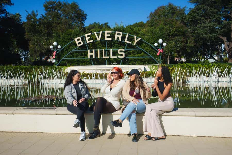 Los Angeles: Half-Day Best of LA Tour - The pacing: how they fit Santa Monica, Hollywood, and Griffith into 5.5 hours