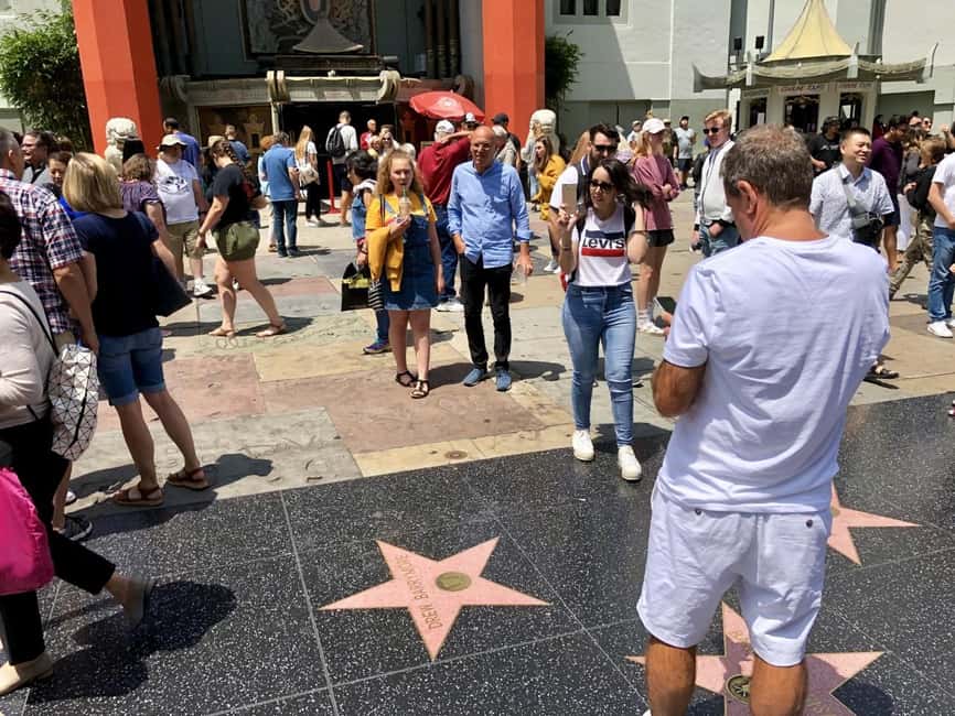 Los Angeles: Hollywood and Beverly Hills Guided Bus Tour - Beverly Hills Mansion Views, Plus the 32-Inch TV Trick