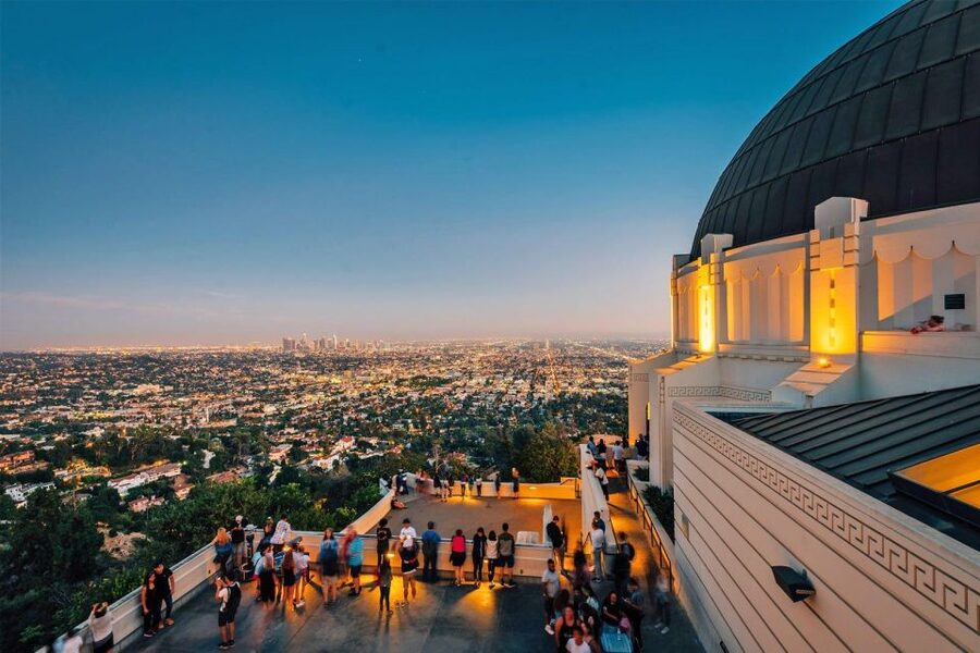 Los Angeles: Hollywood Night Tour with Griffith Observatory - Hollywood Boulevard Cruise: The Theater District Comes Alive